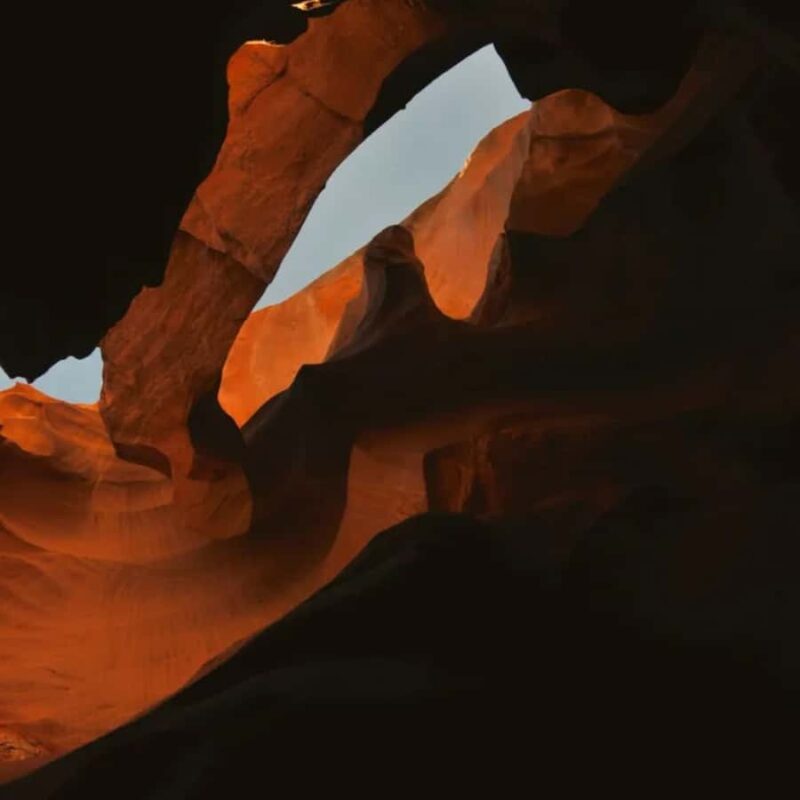 Page: Guided Ligai Si Anii Antelope Canyon Tour - What Makes Ligai Si Anii Antelope Canyon Unique?