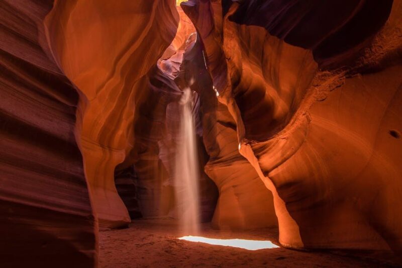 Page: Lower Antelope Canyon Prime Time Entry & Navajo Guide - Managing Crowds and Photography
