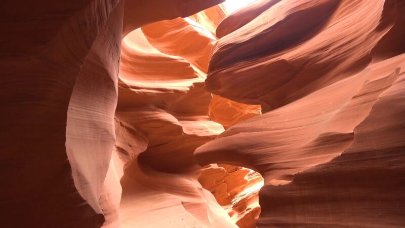 Page: Lower Antelope Canyon Ticket and Guided Hiking Tour - Best Time to Experience the Canyon’s Light Beams