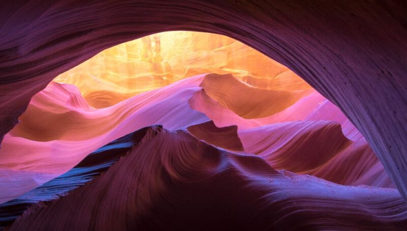 Page: Lower Antelope Canyon Tour with Local Navajo Guide - The Geological Marvels of Lower Antelope Canyon