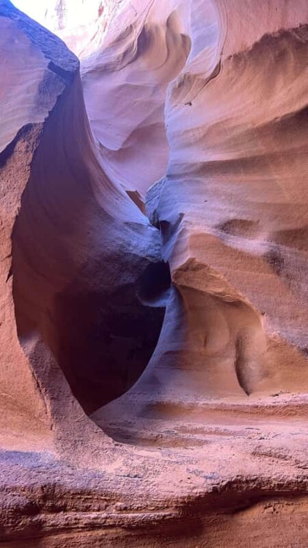 Page: Wind Canyon Tour with Navajo Guide - The Navajo Guide: Knowledgeable and Engaging