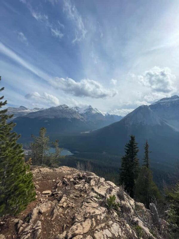 Paget Fire Lookout and Sherbrook Lake Hike - Starting Point at Sherbrooke Lake Trailhead