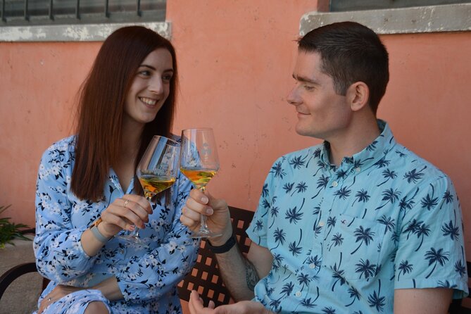 Pagus Wine Tours® - Soave and Amarone - Half day wine tour - Scenic Walk Through Medieval Soave