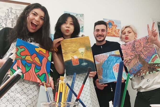 Paint and Free Flowing Wine Art Class in Rome - The Art Studio in Rome: Your Creative Space