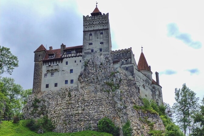 Painted Monasteries of Bucovina & Transylvania Citadels (4 days Private Tour) - Visiting Bucovina’s UNESCO-Painted Monasteries of Suceava County