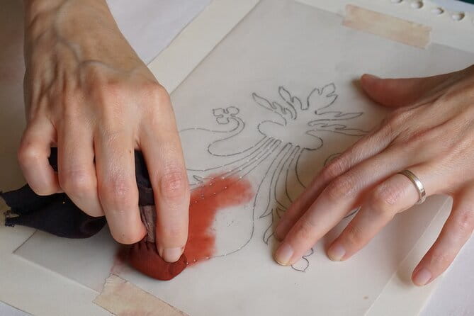 Painting Experience in Florence: Create Your Own Florentine Lily - Key Points