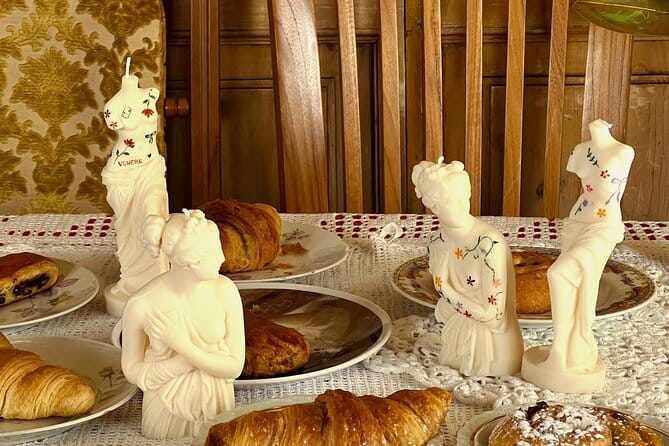 Painting Experience in Florence: Create Your Own Florentine Lily - Art Materials and Tools Included