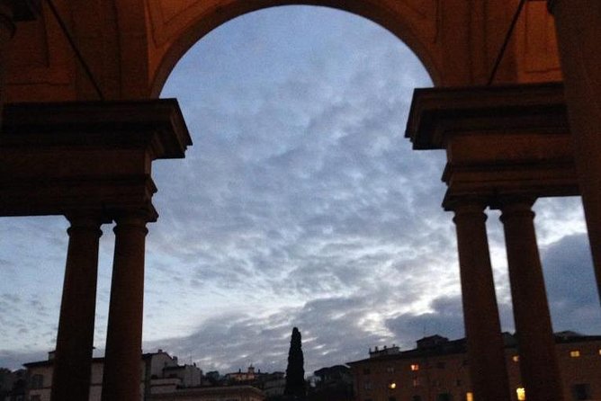Painting Experience in the center of Florence - The Guide’s Approach and Review Highlights