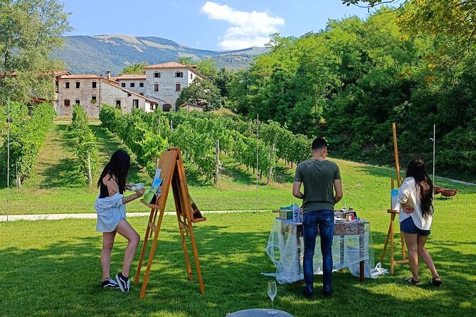 Painting session in the vineyard and Prosecco DOCG tasting - A Creative Wine Experience in the Heart of the Prosecco Hills