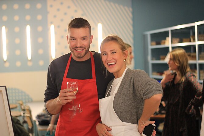 Painting uncorked art and enjoying wine in Frankfurt am Main - Discover the Unique Combo of Painting and Wine in Frankfurt