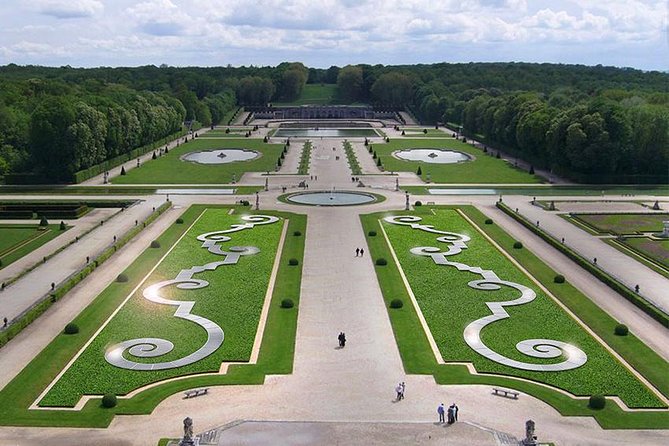 Palace Of Vaux-Le-Vicomte - Private Trip - Critical Considerations and Limitations
