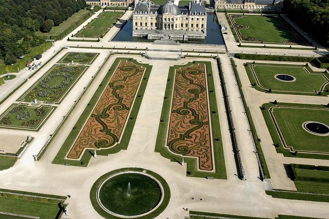 Palace Of Vaux-Le-Vicomte - Private Trip - Comparing with Similar Experiences