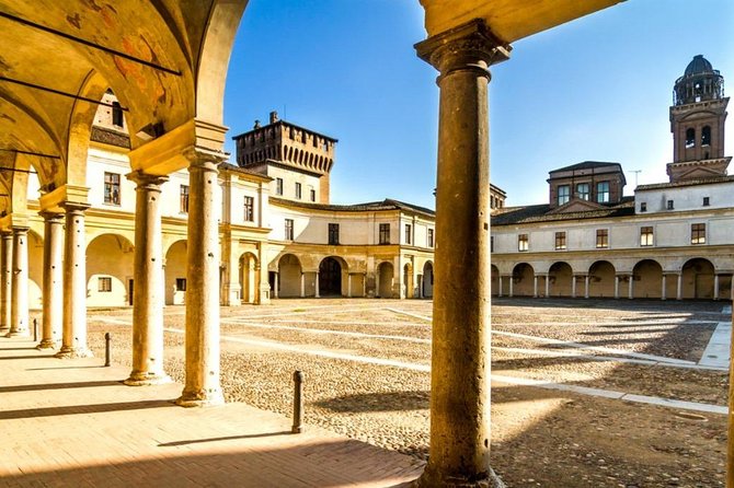 Palazzo Ducale Mantova - Private Guide led Guided Tour - Combining the Museum and Villa Te for a Full Experience