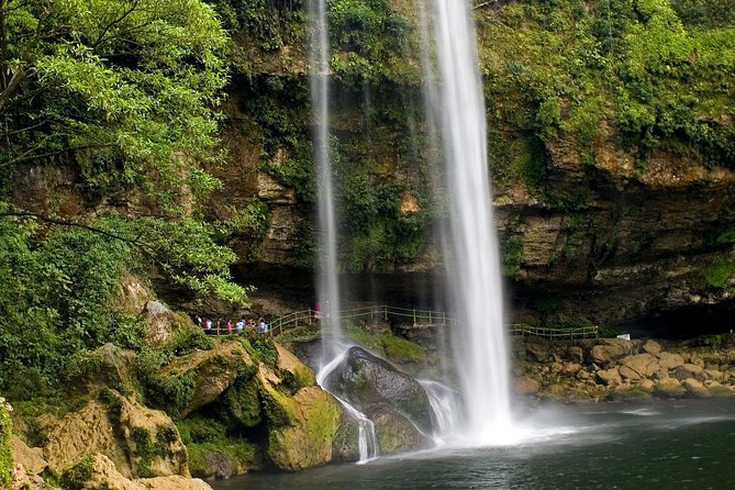 Palenque Mayan Ruins, Misol-Ha and Agua Azul Waterfalls Full Day Tour from Palenque - Exploring the Palenque Archaeological Site