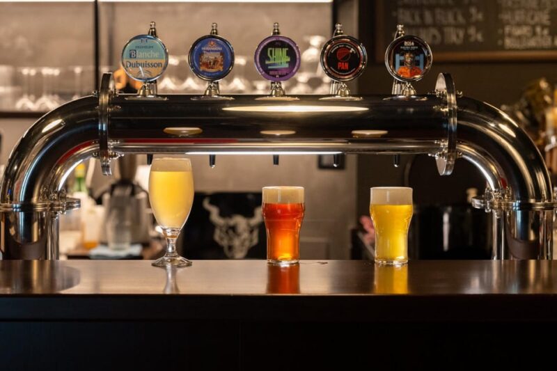 Palermo: Craft beer tasting with food samples at High Hops - Discover the High Hops Pub in Palermo