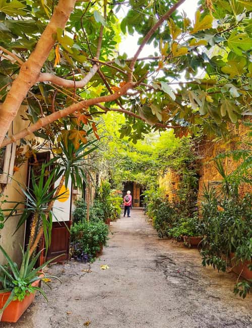 Palermo: discover the hidden Kalsa with sweet break included - The Unique Spasimo Church and Waterfront Walks