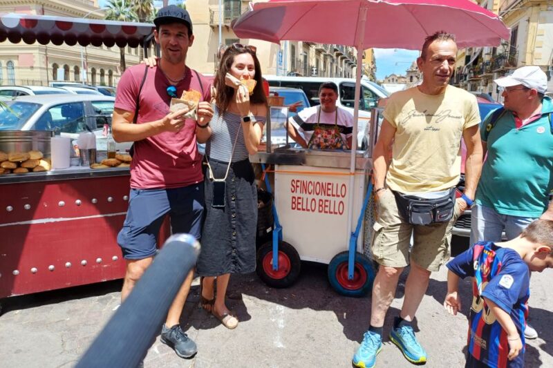 Palermo in 2 ore Monumenti principali e Mercati storici - Exploring the Vibrant Capo Market