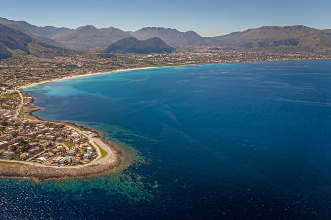 Palermo: Private boat tour customized on request - Swimming and Snorkeling at Grotta dellOlio