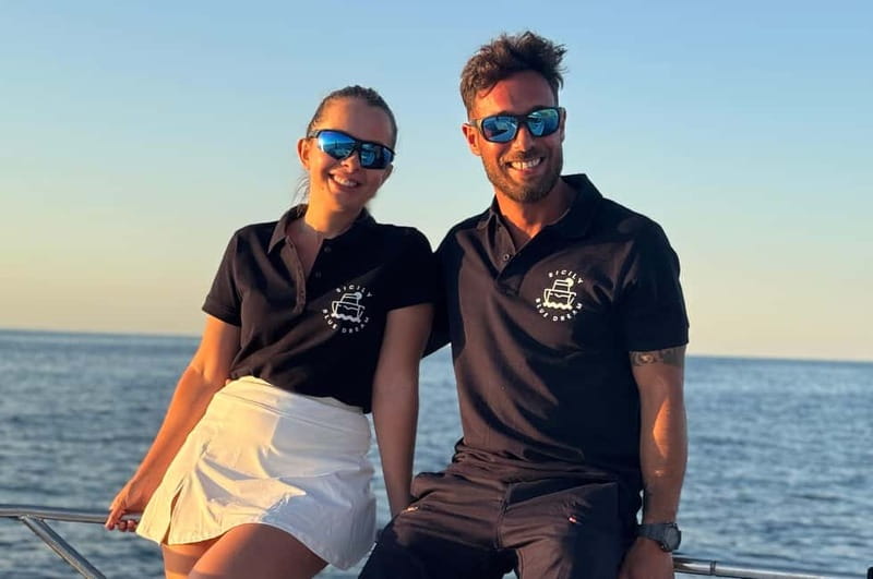 Palermo: Private Sunset Catamaran Tour with Aperitif Included - The Onboard Experience: Comfort and Entertainment