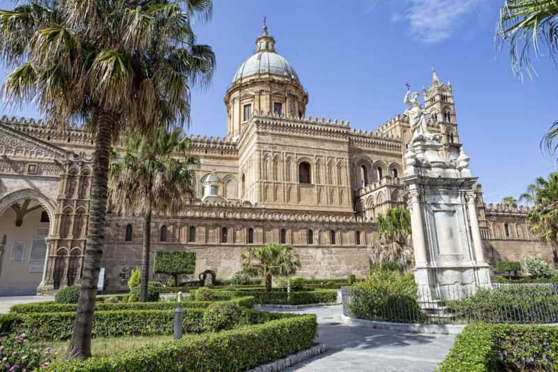 Palermo Recorded Walking Tour with Local Expert - Walking Along Corso Vittorio Emanuele and Via Maqueda