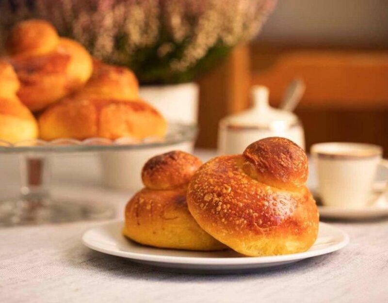 Palermo: Sicilian Bread Masterclass - The Expertise of the Guides and Their Teaching Style