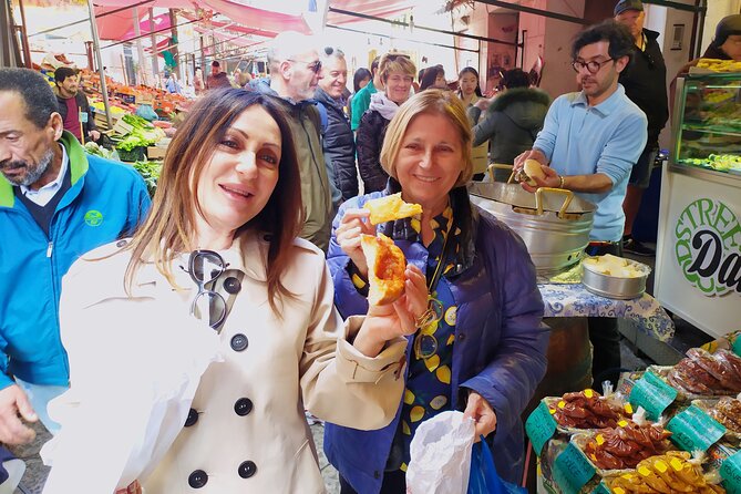 Palermo Street Food tour: art, history and ancient markets - Discovering the Quattro Canti and Piazza Olivella