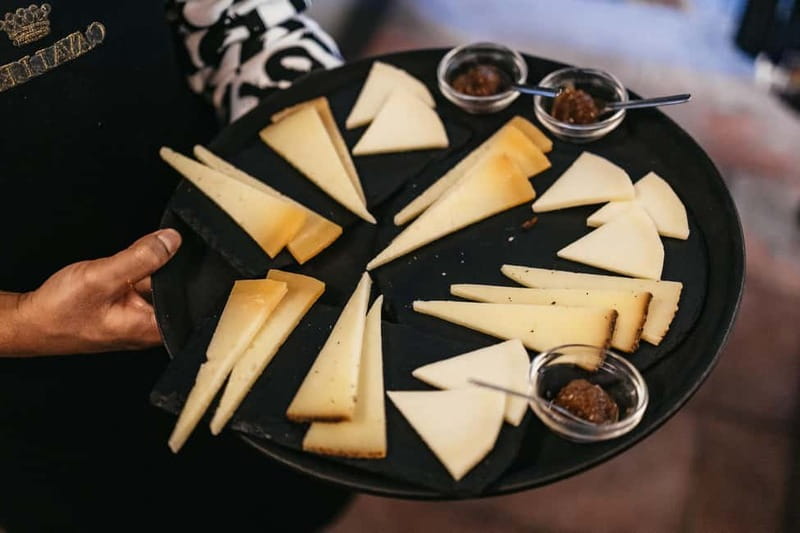 Palermo: Wine Tasting with Snacks at Bottega Monteleone - Palermo: Wine Tasting with Snacks at Bottega Monteleone