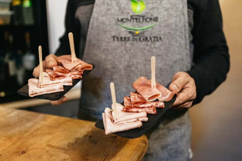 Palermo: Wine Tasting with Snacks at Bottega Monteleone - Timing, Group Size, and Accessibility