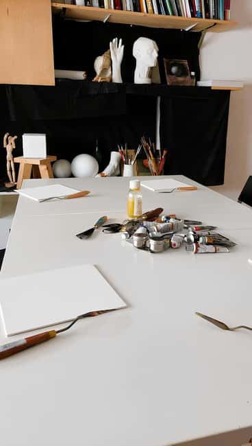 Palette Knife Painting Class Florence - The Studio Environment and Logistics in Florence