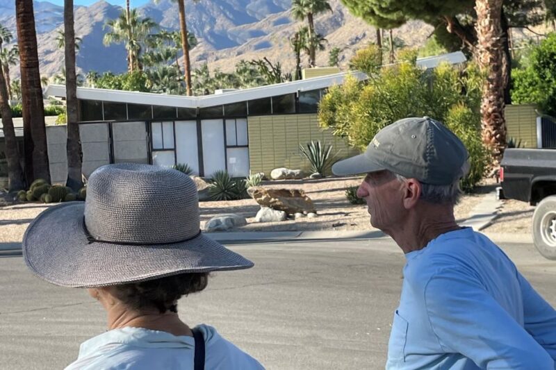Palm Springs: Private Walking Tour "Twin Palms" Neighborhood - Key Points