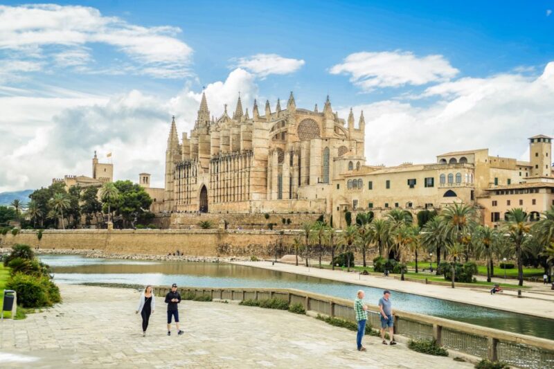 Palma: Cathedral of Mallorca Skip-the-Line Entry Ticket - Discover Palma’s Iconic La Seu Cathedral with a Skip-the-Line Ticket
