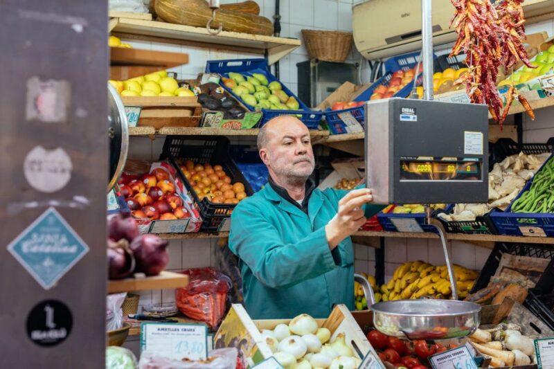 Palma de Mallorca: 10 Tastings Private Food Tour - The Cultural Layer: Sightseeing Along the Way