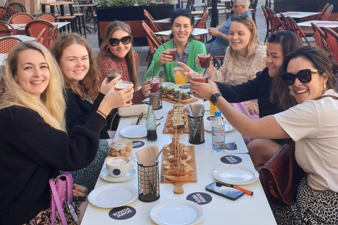 Palma de Mallorca Bike Tour with Optional Tapas - Discover the Palma Cathedral and Its Exterior