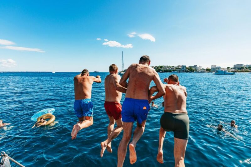 Palma de Mallorca: Daytime Cruise with Swim Stop - Practical Tips for a Smooth Experience