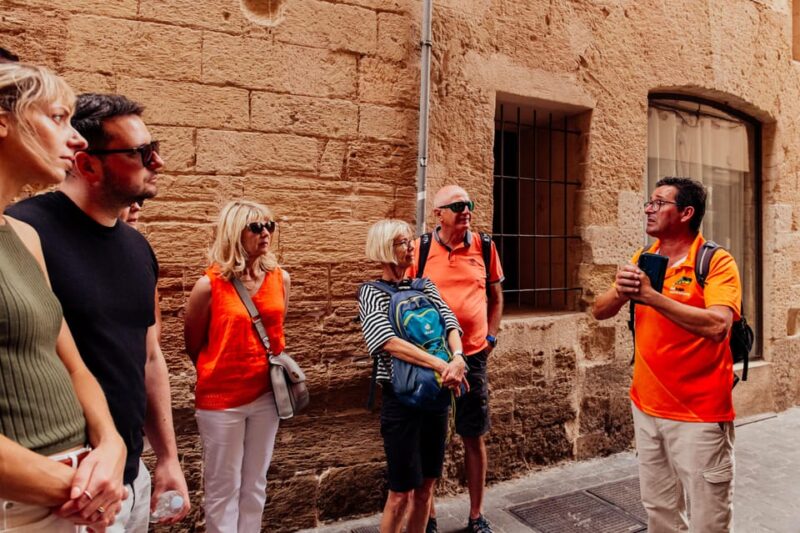 Palma de Mallorca: Foodie Walking Tour of the Old Town - Tasting Mallorcan Specialties and Tapas