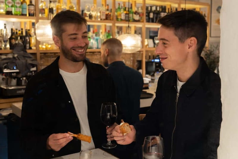 Palma de Mallorca: Gourmet Tapas and Wine Tour - Bocalto Palma and Artistic Atmosphere