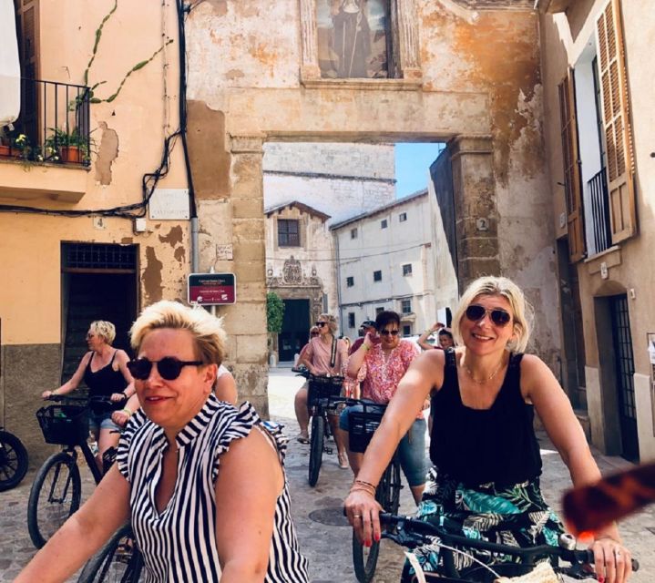 Palma de Mallorca: Guided Bicycle Tour - Practical Details and Group Dynamics