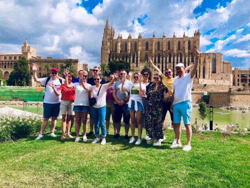 Palma de Mallorca: Guided Bicycle Tour with Tapas & a Drink - Discover Palmas Museums and Art Galleries