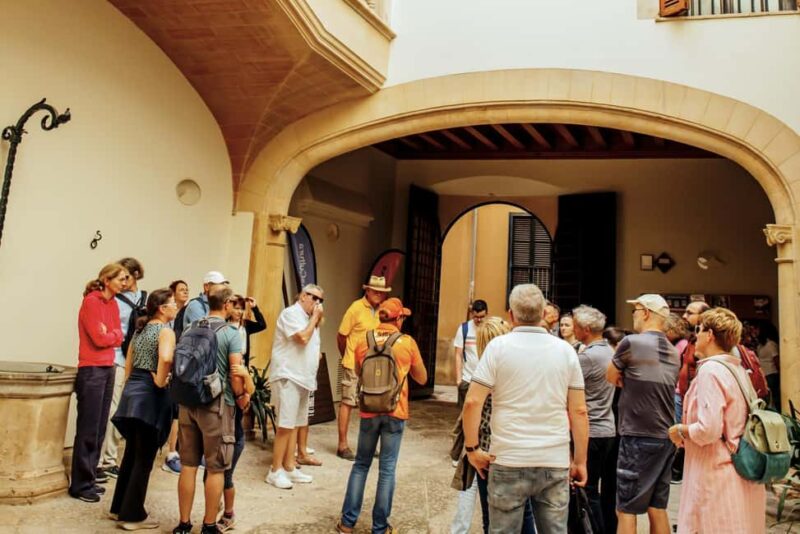 Palma de Mallorca: Old Town and Cathedral Tour - Comparing Similar Tours and Alternatives