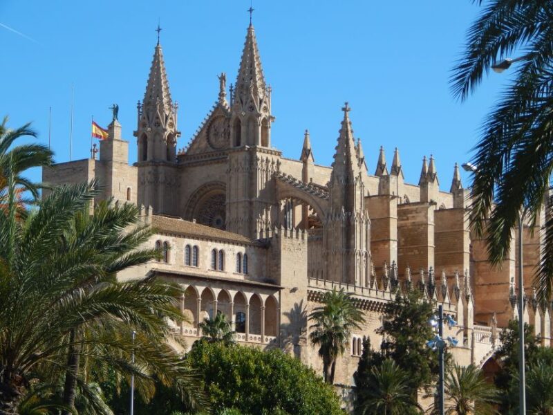 Palma: Old Town Tour & Cathedral Skip-the-Line Ticket - Practical Details and Logistics