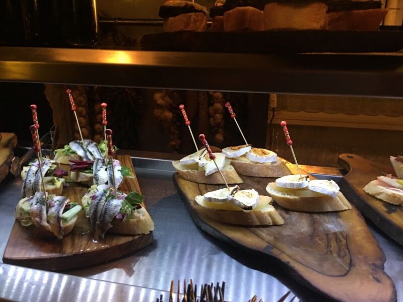 Palma Old Town Tour - Winding Alleys and Local Hotspots