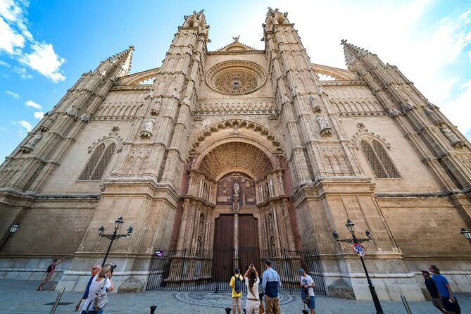 Palma tours with Cathedral and Valldemossa options - How the Tour Starts with Convenient Pickup and Transport