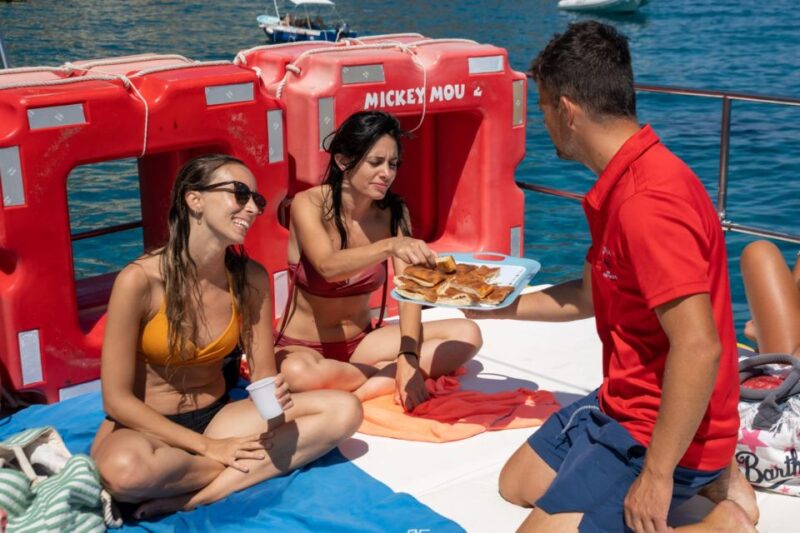 Palmarola: Boat tour with lunch on board - Extended Sightseeing Cruises for Panoramic Views