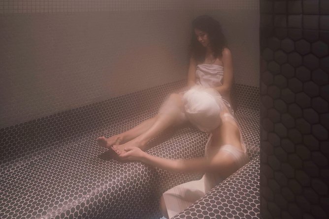 Pamper your feet with foot bath and reflexology massage - The Location and Setting of Madrid Day Spa