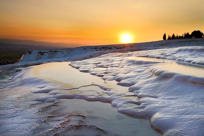 Pamukkale Full-Day Tour from Antalya with Lunch - Visiting the Ancient Ruins of Hierapolis