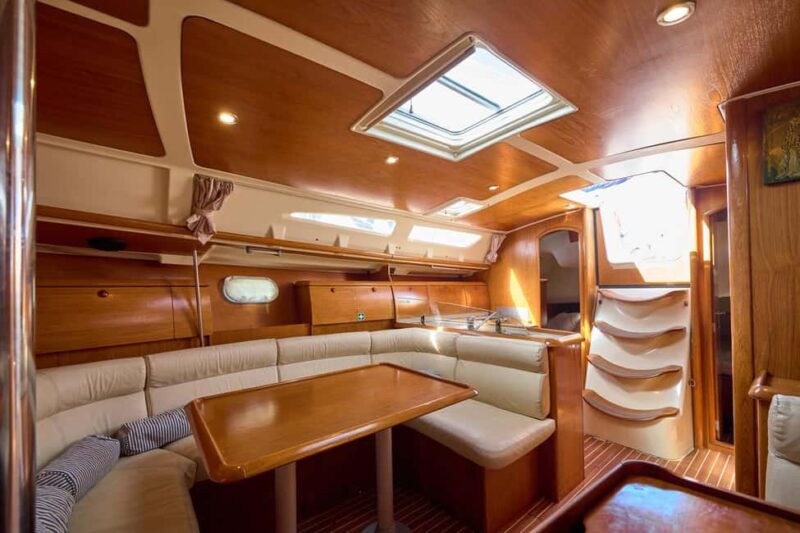 Panagia Bay: Day cruises in the crystal-clear waters of Halkidiki - The Unique Features: Drone Photography and Submarine Ride