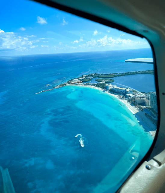 Panoramic flight to Cancun Hotel Zone and Isla Mujeres - Discover the Panoramic Flight to Cancun Hotel Zone and Isla Mujeres