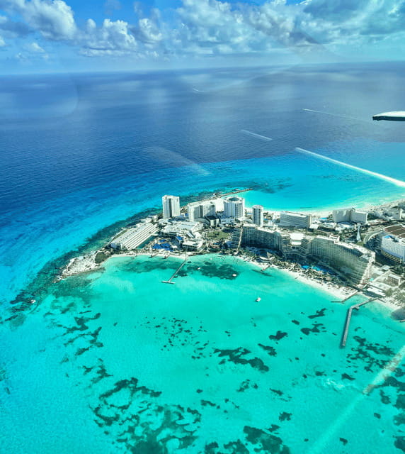 Panoramic flight to Cancun Hotel Zone and Isla Mujeres - What Makes This Flight to Cancun and Isla Mujeres Special