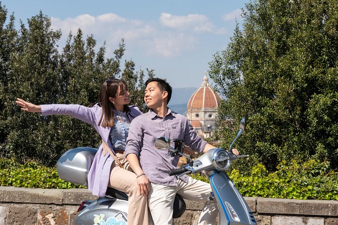 Panoramic Florence private tour on Vespa with personal photographer - The Unique Experience of a Vespa Ride Through Florence