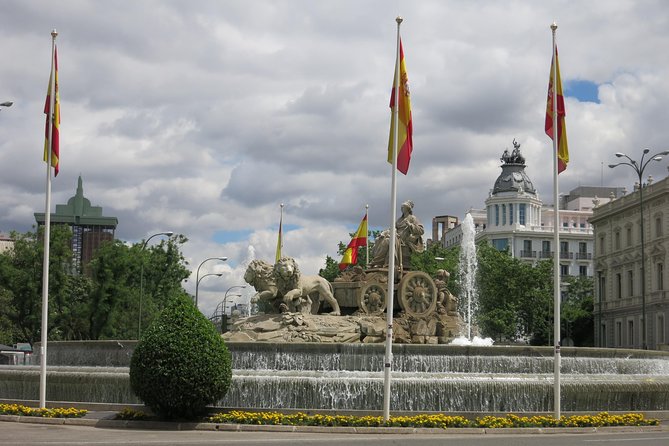 Panoramic Private Tour Madrid with hotel pick up - Discover the Historic Barrio de las Letras